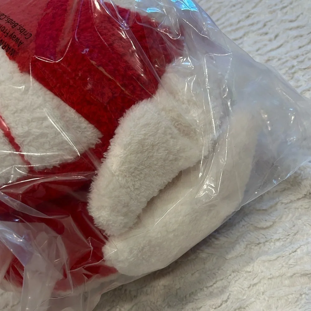 Wondershop Red and White Peppermint Candy Accent Toss Pillow bundle of 2 new